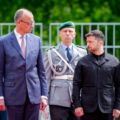 Merz hat der Ukraine Unterstützung beim Bau eigener Raketen zugesagt.