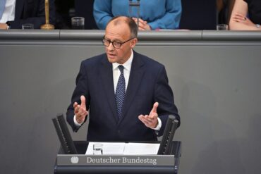 Merz verspricht in seiner ersten Regierungserklärung unter anderem «Wohlstand für alle".