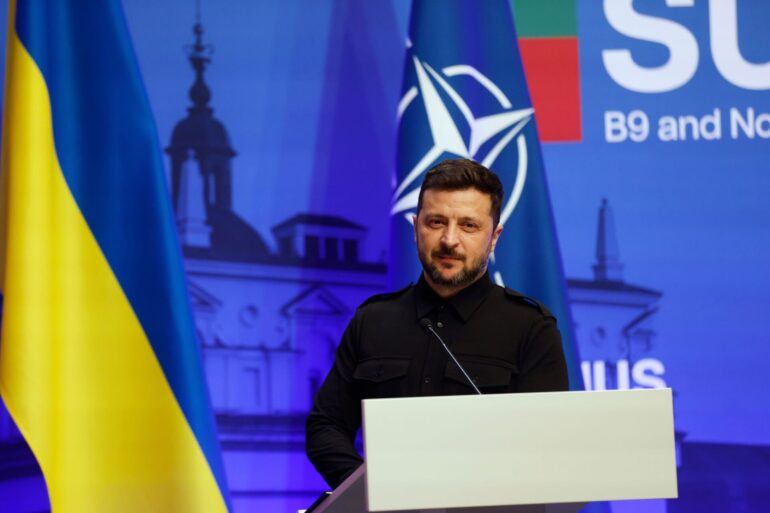Der ukrainische Präsident Wolodymyr Selenskyj kündigte einen neuen großen Gefangenenaustausch mit Russland an.
