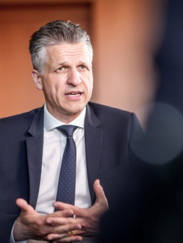 Kanzleramtschef Frei sieht Handlungsbedarf bei den Geheimdiensten.