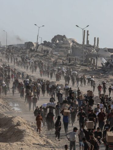 Nach palästinensischen Angaben sollen in der Nähe eines Verteilzentrums für humanitäre Hilfe wieder Menschen getötet worden sein. (Archivbild)