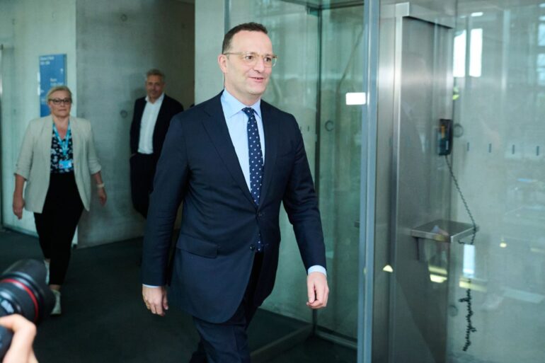 «Wir haben getan, was notwendig war», sagte Jens Spahn im Rückblick auf die Corona-Pandemie.