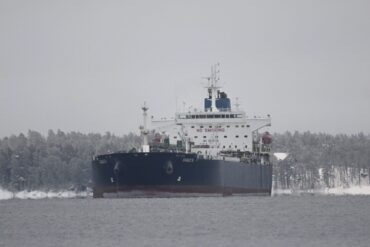 Mit einer Schattenflotte an Tankern versucht Russland die Beschränkungen für seinen Ölexport zu umgehen. (Archivbild)