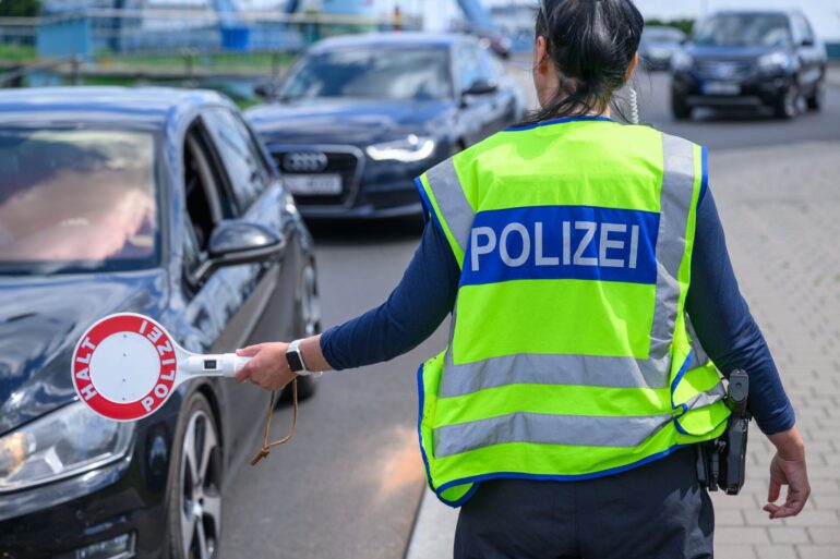 Die Polizeigewerkschaft beklagt 2,8 Millionen Überstunden bei der Bundespolizei. (Archivbild)
