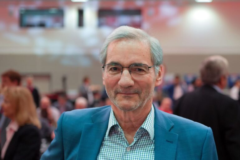 Will bestehende Kontakte nicht abreißen lassen: Matthias Platzeck. (Archivbild)