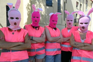Push-TAN-Bunnys - Jahresschau "summaery 2025" auf dem Campus der Bauhaus-Universität