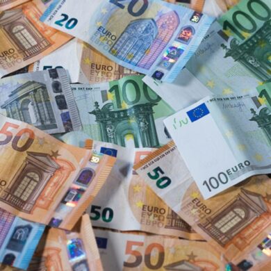 Der Länderfinanzausgleich soll helfen, in den Bundesländern annähernd vergleichbare Lebensbedingungen zu ermöglichen. Doch die Last der Zahlungen ist immer einseitiger verteilt. (Symbolbild)