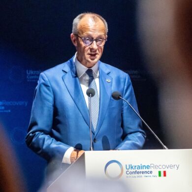 «Unsere Unterstützung für ihr Land ist unerschütterlich», verspricht Kanzler Friedrich Merz dem ukrainischen Präsidenten Wolodymyr Selenskyj.