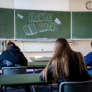 Der Deutsche Lehrerverband spricht von einer «Flut an Einser-Abis». (Symbolbild)