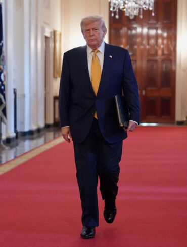 Trump springt Bolsonaro zur Seite.