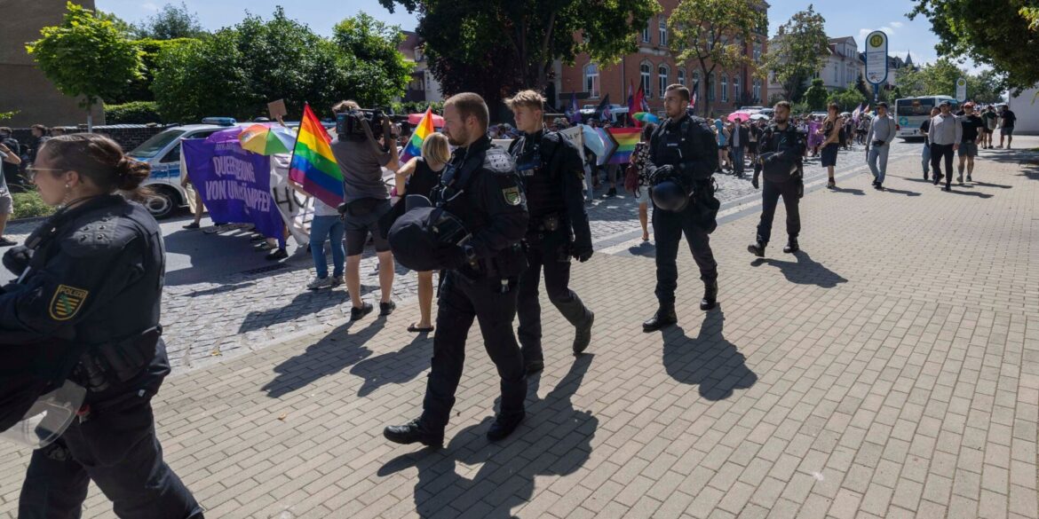 Der CSD zieht durch Bautzen.