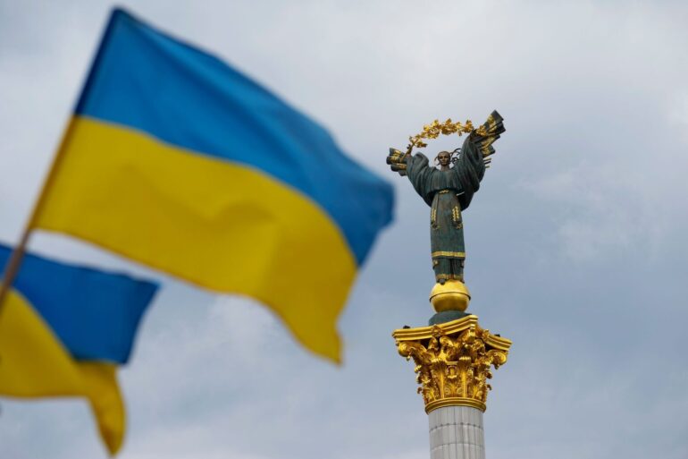 Die Ukraine feiert ihren Unabhängigkeitstag - genau dreieinhalb Jahre nach Beginn der russischen Invasion.