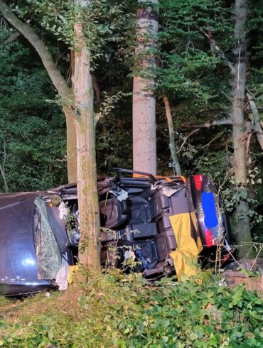 Bei den Insassen des Wagens handelte es sich um zwei Ehepaare.