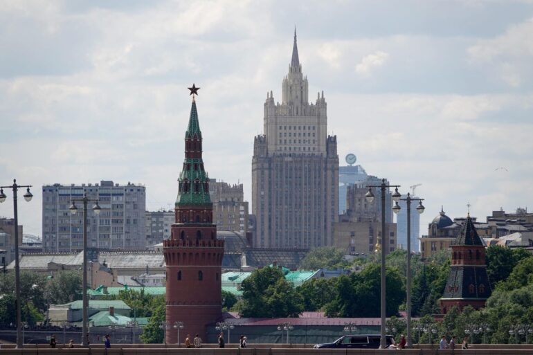 Eine Reaktion des Kreml oder des Außenministeriums in Moskau auf die atomaren Drohungen von US-Präsident Donald Trump lässt auf sich warten. (Archivbild)
