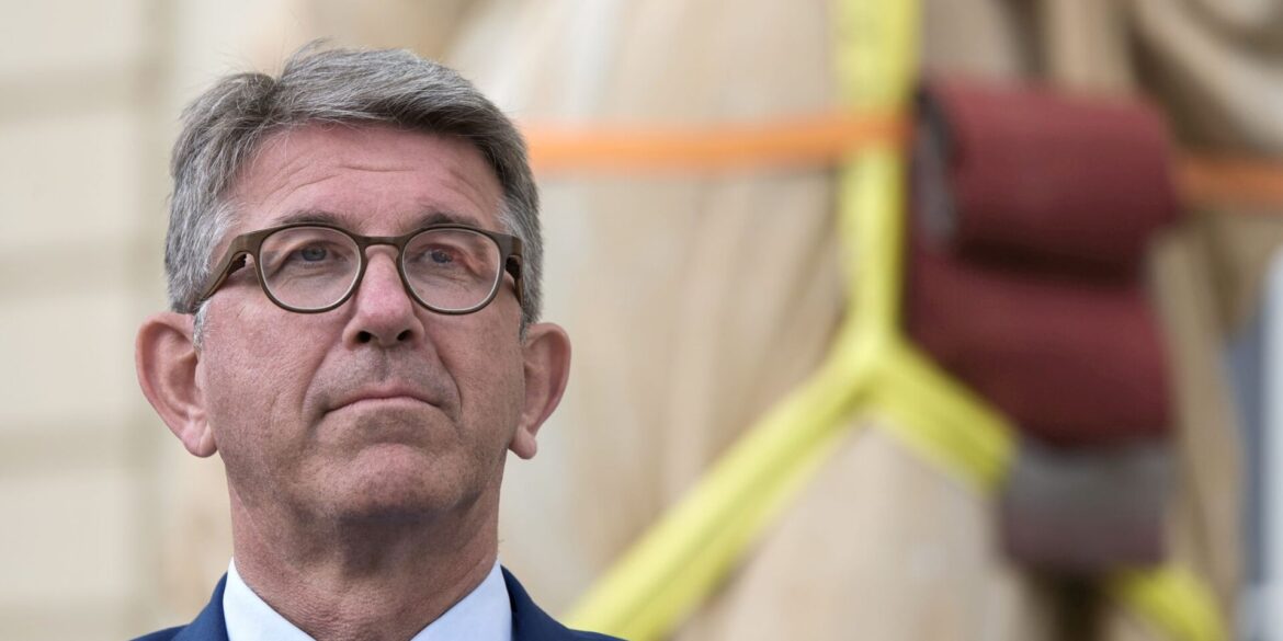 Kulturstaatsminister Wolfram Weimer empfiehlt öffentlich geförderten Institutionen einen Verzicht auf Gendersprache mit Sonderzeichen. (Archivbild)