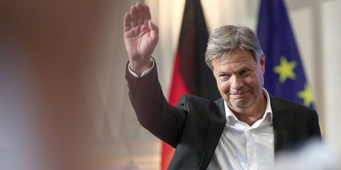 Robert Habeck, hier beim Abschied aus dem Bundeswirtschaftsministerium, verlässt nun auch den Bundestag.