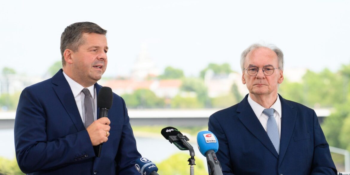 Ministerpräsident Reiner Haseloff hat Sven Schulze als seinen Nachfolger vorgeschlagen.