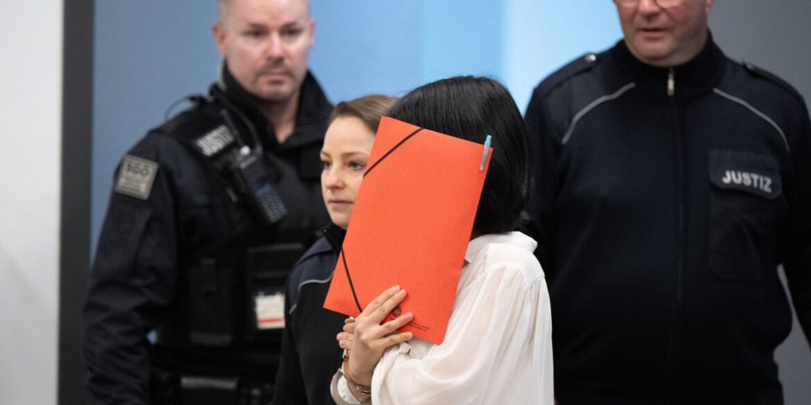 In Dresden hat der Prozess wegen Agententätigkeit für einen chinesischen Geheimdienst begonnen.