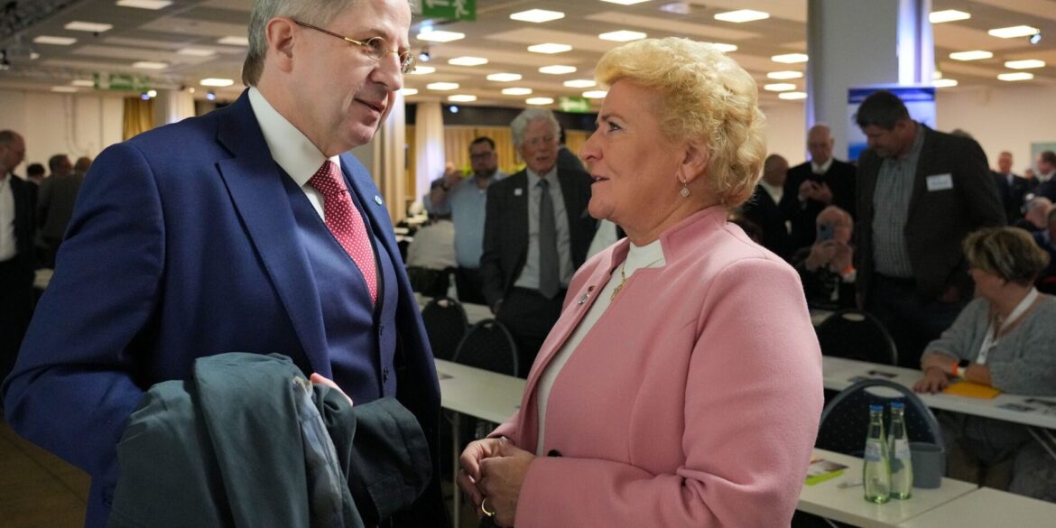 Damals noch Partner, heute erbitterte Gegner: Hans-Georg Maaßen und Sylvia Pantel. (Archivbild)