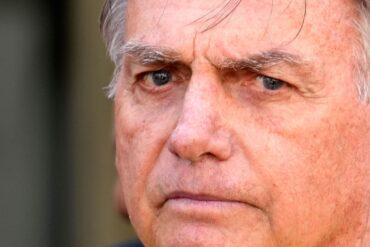 In Brasilien hat das Oberste Gericht mit der Urteilsfindung gegen den früheren Präsidenten Jair Bolsonaro begonnen. (Archivbild)
