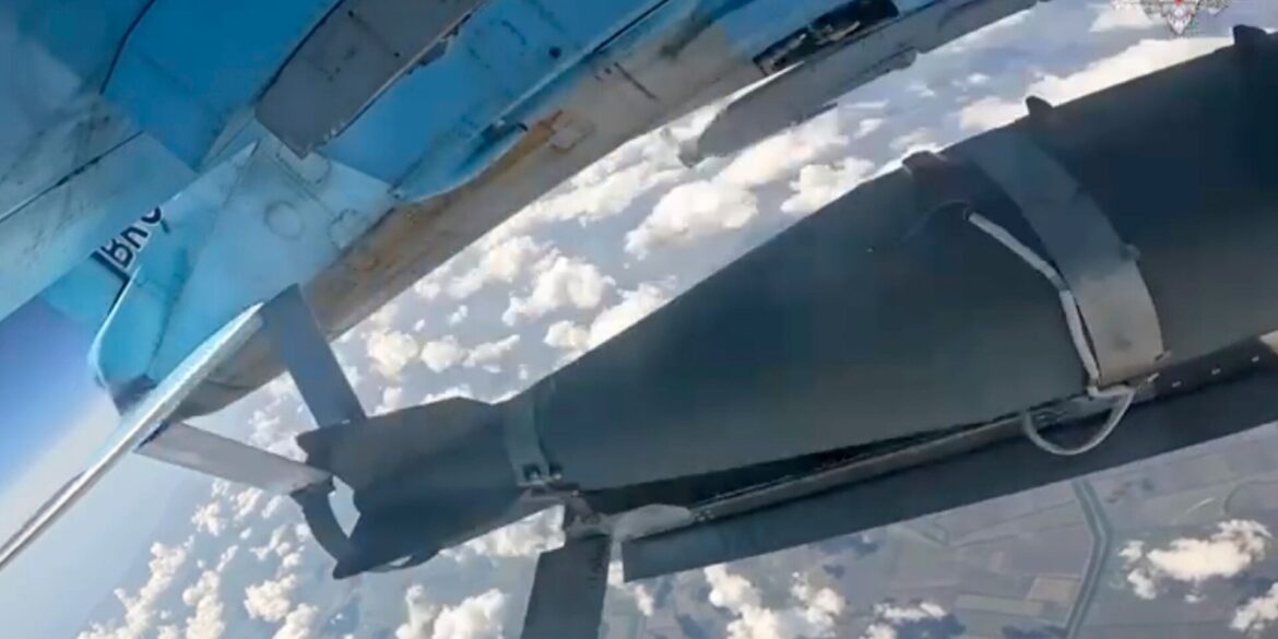 Russische Gleitbomben haben nur eine kurze Vorwarnzeit, es gibt kaum ein Abwehrmittel. (Archivbild)