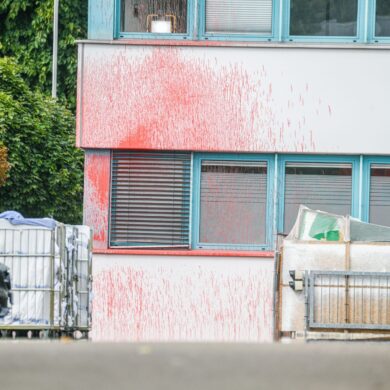 Unterstützer der Hamas nennt Israals Botschafter die Täter.