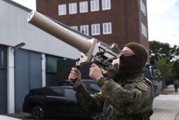 Zuletzt machten illegale Drohnenüberflüge etwa in Skandinavien häufiger Schlagzeilen - der Bund will nun die Rechtslage verschärfen. (Symbolbild)