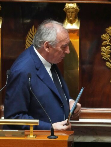 Der französische Premier Bayrou scheitert bei der Abstimmung in der Nationalversammlung.