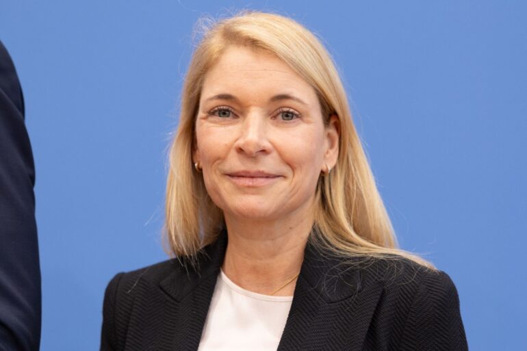 Trotz Gegenstimmen: Evelyn Palla ist vom Aufsichtsrat der Deutschen Bahn zur neuen Konzernchefin berufen worden.