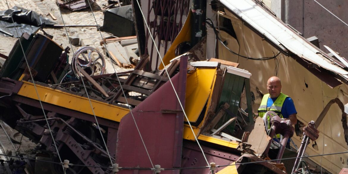 Nach ersten Erkenntnissen des Amtes für die Verhütung und Untersuchung von Flug- und Eisenbahnunfällen (GPIAAF) hat sich das Haltekabel vom Wagen der Standseilbahn gelöst und so das Unglück verursacht. (Archivfoto)