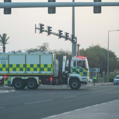 Ein Krankenwagen in der Nähe des israelischen Angriffsorts in Doha.