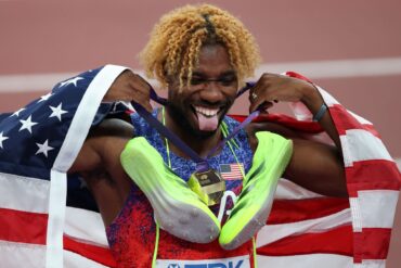 Noah Lyles aus den USA hat das Finale über 200 Meter bei der Leichtathletik-WM in Tokio gewonnen und damit seinen vierten WM-Titel in Serie auf dieser Strecke gefeiert.