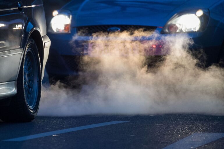 Das für 2035 geplante Verbrenner-Aus für Neuwagen findet wenig Zustimmung in Deutschland. (Symbolbild)