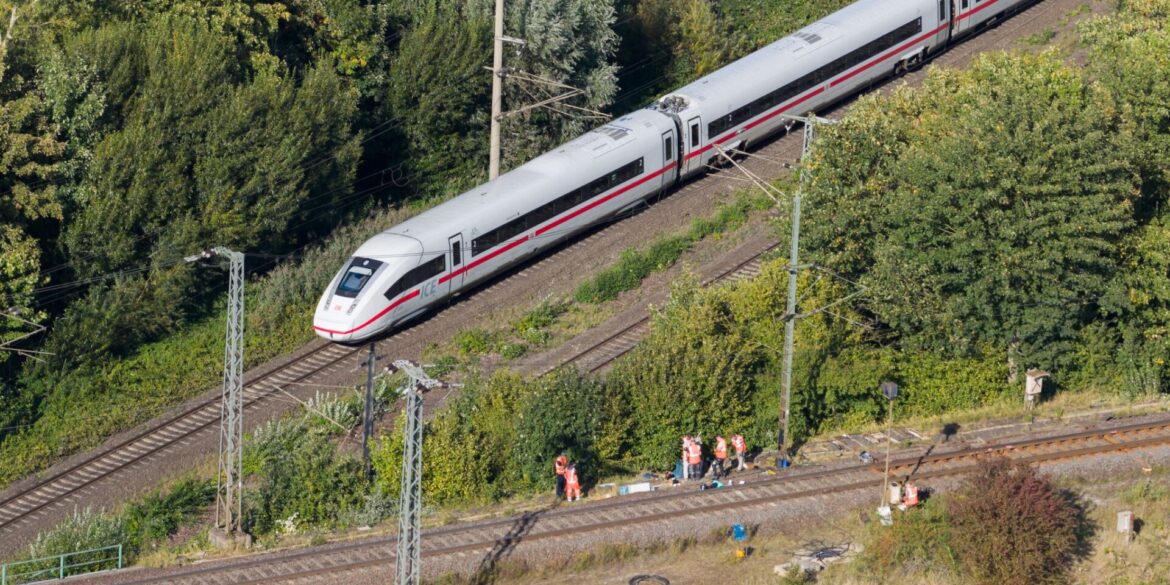 Mittlerweile läuft der Bahnverkehr zwischen Hannover und Berlin fast wieder wie gewohnt.