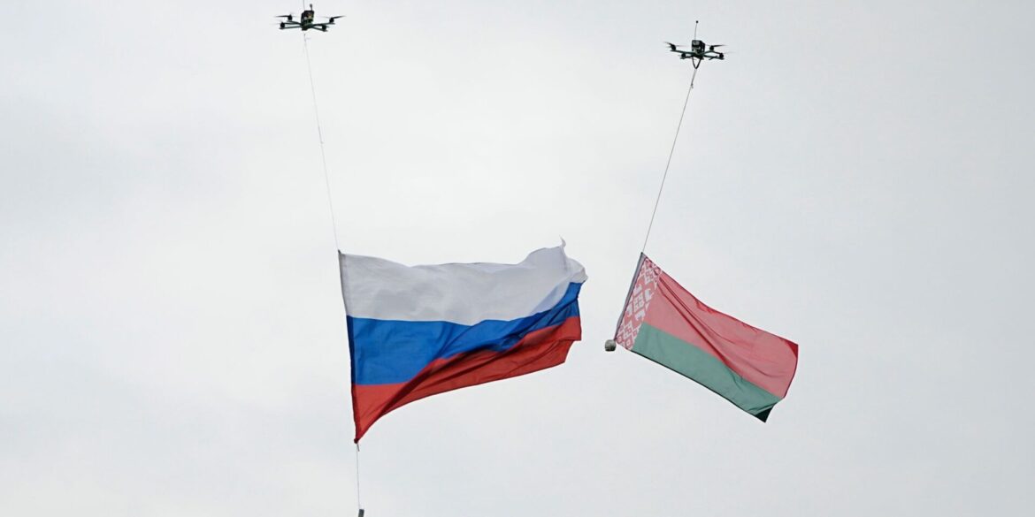 Die russische Armee kooperiert eng mit den Streitkräften von Belarus.