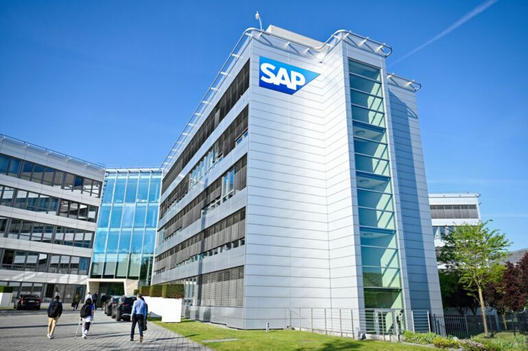 Der deutsche Konzern SAP ist vor allem für seine Software zur Unternehmenssteuerung (ERP) bekannt. (Archivbild)