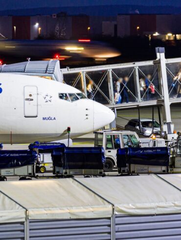 Ankunft in der niedersächsischen Landeshauptstadt: In Hannover ist ein Flieger aus Istanbul gelandet.