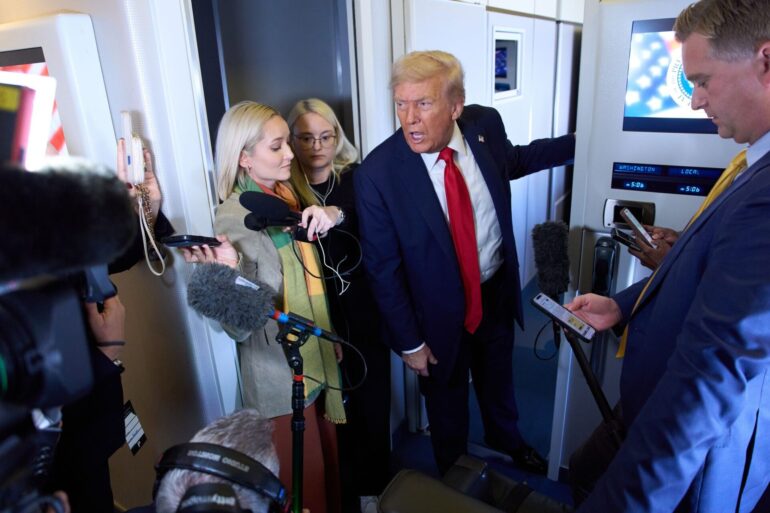 Präsident Trump ist auf dem Weg nach Israel.