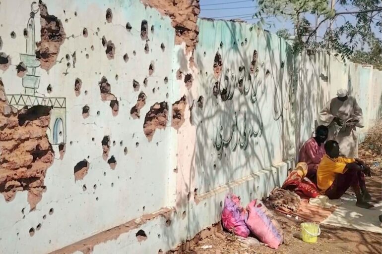 Die paramilitärische Miliz RSF hat nun fast komplett die Kontrolle über die westliche Region Darfur. Der Konflikt zwischen der Armee und der RSF erreicht damit einen neuen Höhepunkt.