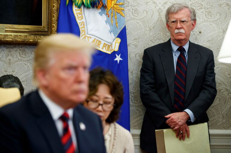 Der Trump-Kritiker Bolton ist angeklagt worden. (Archivbild)
