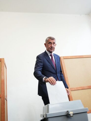 Im Wahlkampf hatte der Umfragefavorit Andrej Babis ein Ende der Waffenlieferungen seines Landes an die Ukraine angekündigt.