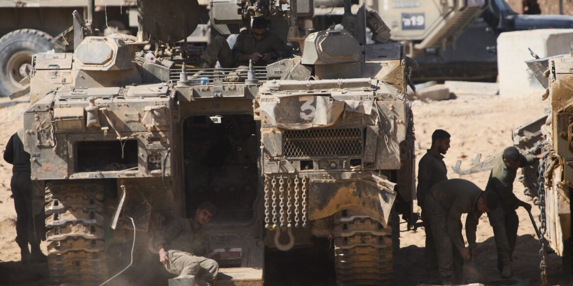 Israelische Soldaten an der Grenze zum Gazastreifen. (Archivbild)