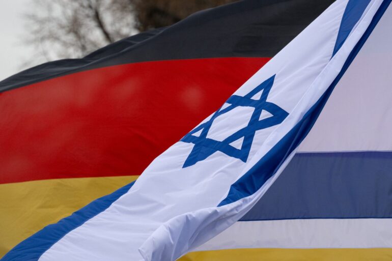 Es werden wieder Rüstungsexporte nach Israel genehmigt.