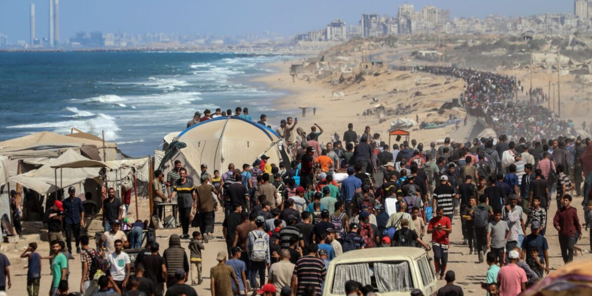 Im Gazastreifen schweigen seit Freitagmittag die Waffen.
