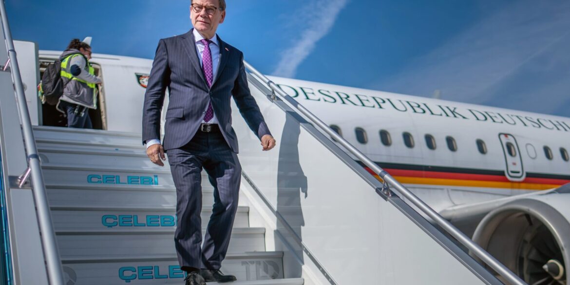 Außenminister Johann Wadephul wollte in den kommenden Tagen China besuchen. Daraus wird nun vorerst nichts. (Archivbild)