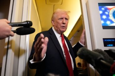 US-Präsident Donald Trump spricht sich für ein Einfrieren des Frontverlaufs aus.