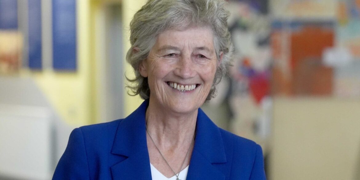 Die unabhängige Kandidatin Catherine Connolly ist auf Kurs, die Präsidentschaftswahl in Irland zu gewinnen. (Archivbild)