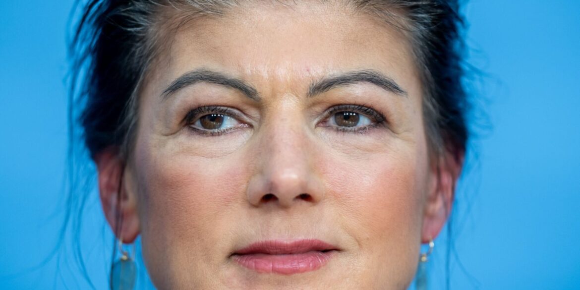 Sahra Wagenknecht gibt den Vorsitz des BSW ab.