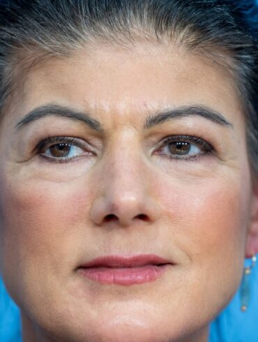 Sahra Wagenknecht gibt den Vorsitz des BSW ab.