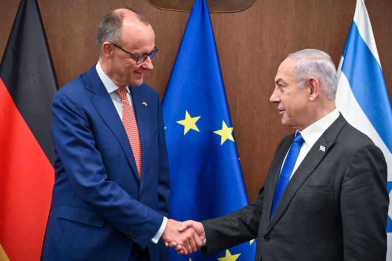 Sieben Monate nach seinem Amtsantritt reist der Kanzler erstmals nach Israel.